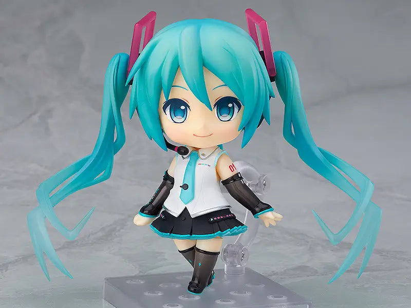 Character Vocal Series 01: Hatsune Miku V4X Nendoroid No.1309  (re-run)<br>[Pre-Order 26/07/26]