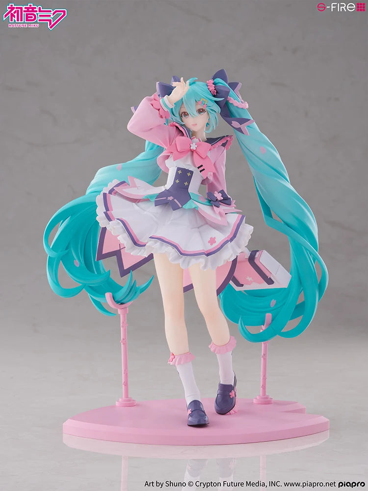 Character Vocal Series 01: Hatsune Miku New School Term Figure<br>[Pre-Order 22/11/26]