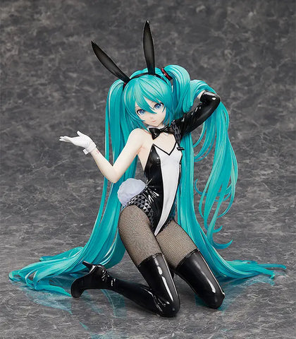 Character Vocal Series 01: Hatsune Miku Bunny Ver. / Art by SanMuYYB<br>[Pre-Order 19/07/26]