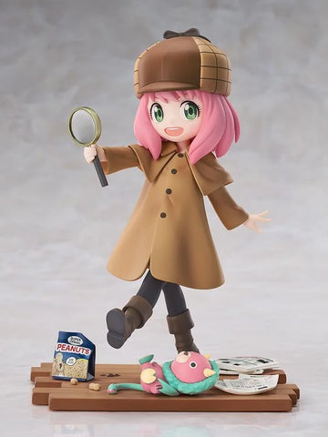 Spy x Family Anya Forger: Detective Ver. Figurine <br>[Pre-Order 06/04/25]