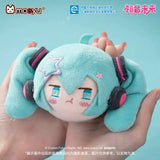 MOEYU Hatsune Miku plush doll keychain featuring a cute anime-inspired Miku design with soft plush details and a convenient keychain attachment, perfect for bags, backpacks, or collecting.