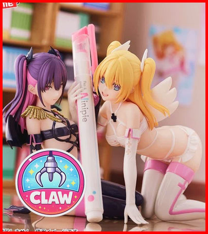 Paw Machine 🕹️Paw Game - Hot Girls Kneeling On Your Desk!